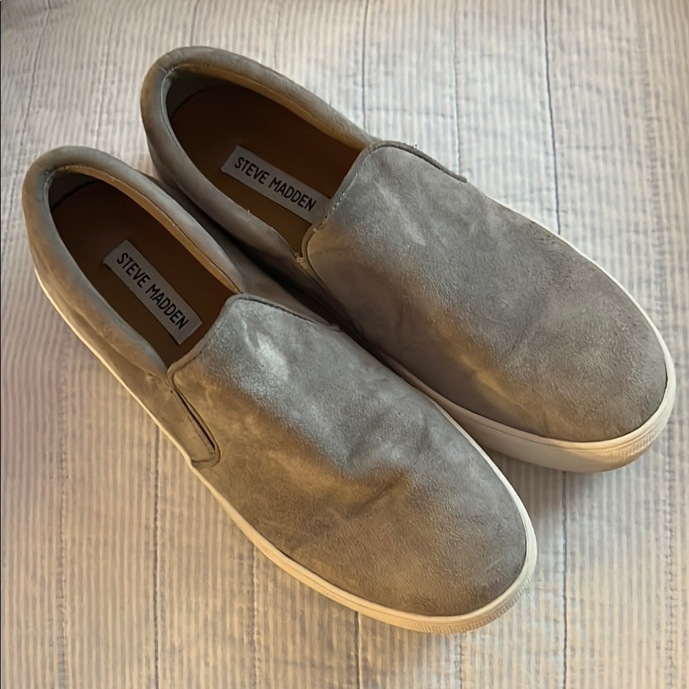 Steve Madden Gray Men's Slip-On Shoes - Picture 2 of 3